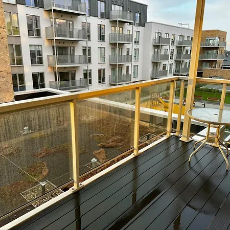 Double Bed With Private Bath In 2bhk -dublin 15 Homestay